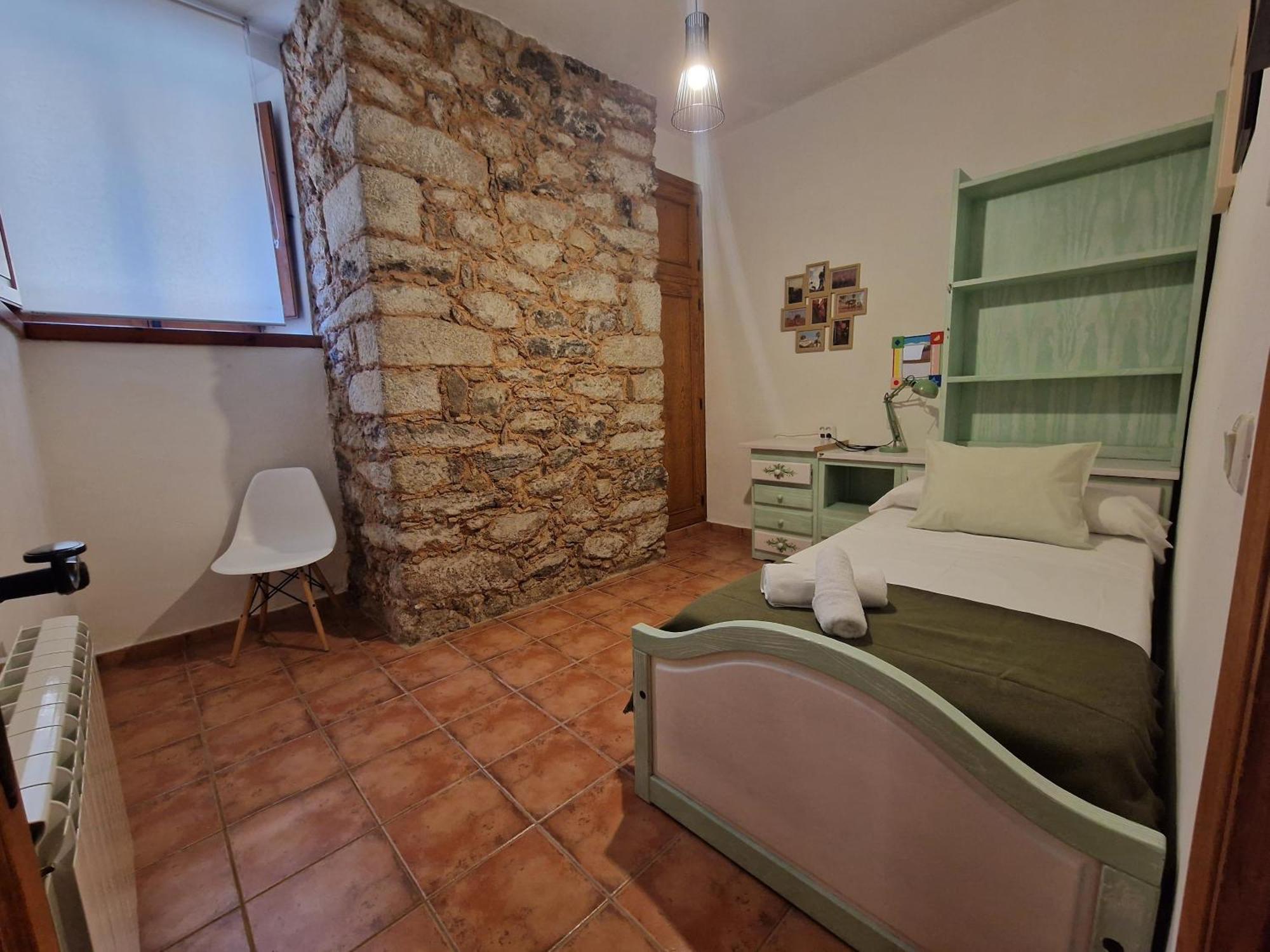 Hostal La Colonial Madrigal de la Vera Buitenkant foto