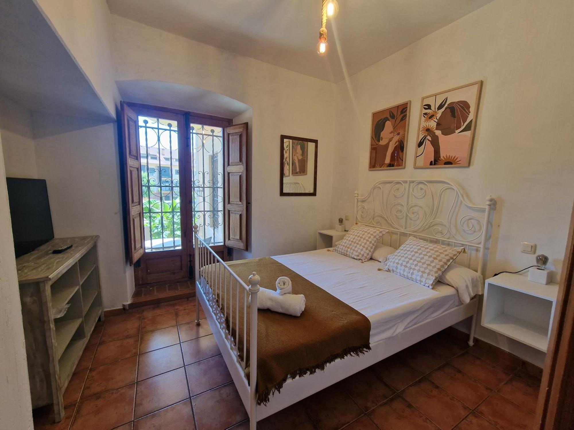 Hostal La Colonial Madrigal de la Vera Buitenkant foto