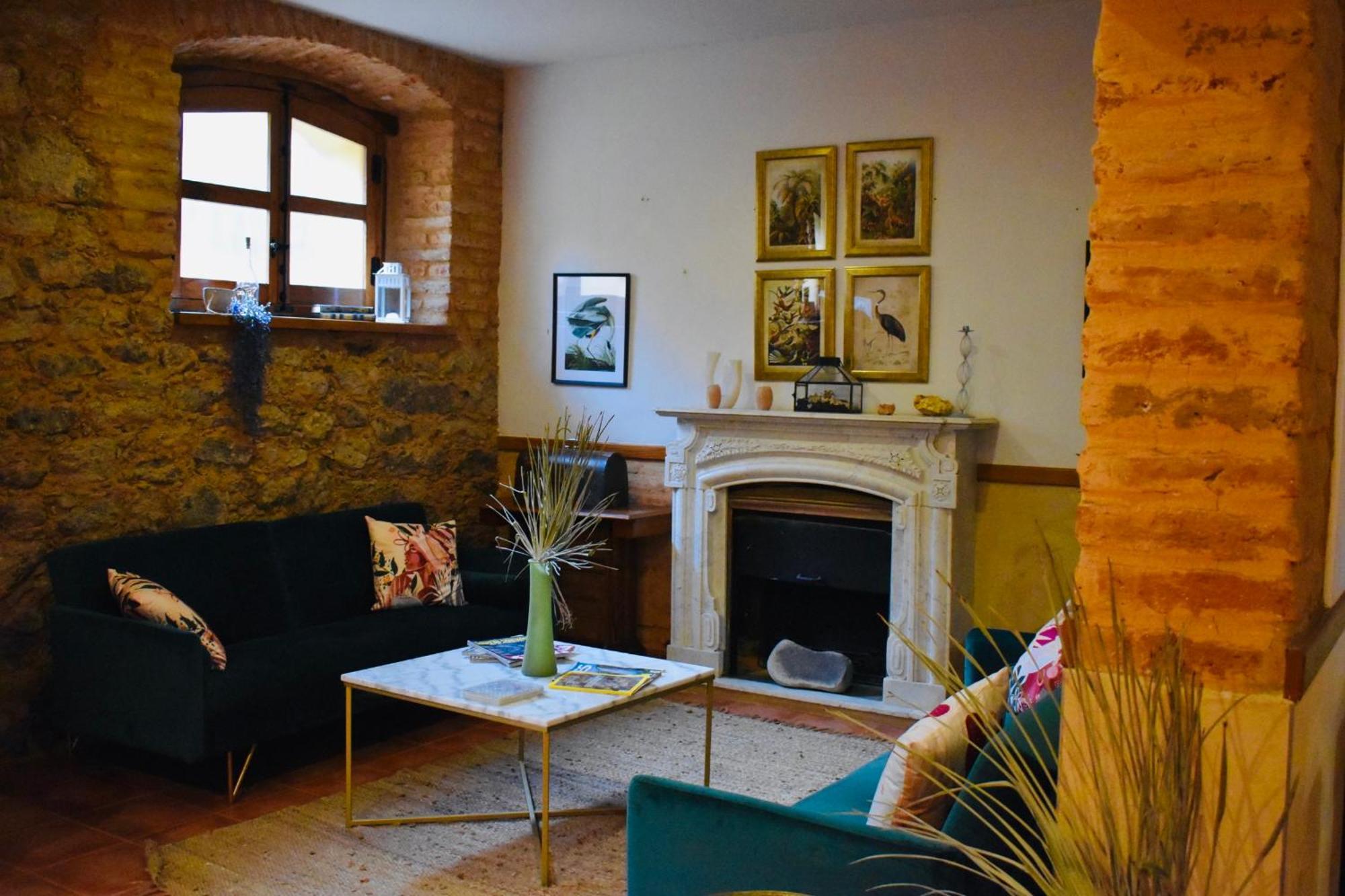 Hostal La Colonial Madrigal de la Vera Buitenkant foto