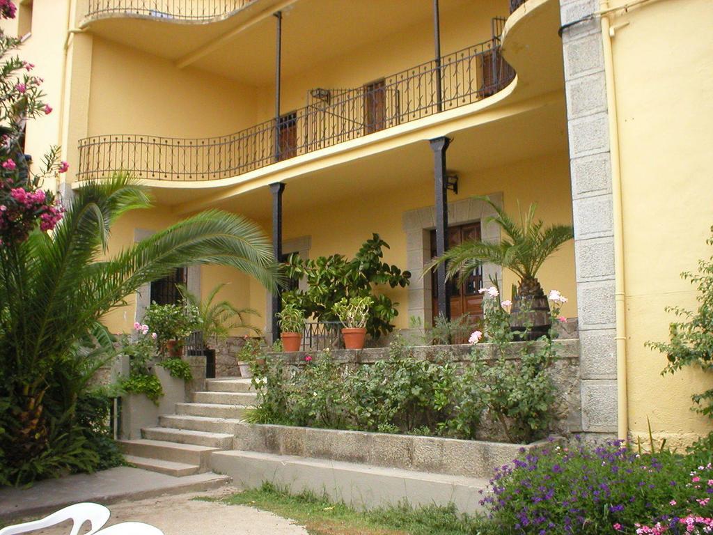 Hostal La Colonial Madrigal de la Vera Buitenkant foto