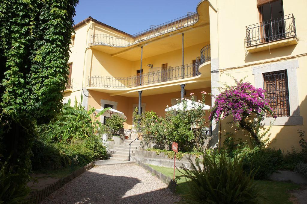Hostal La Colonial Madrigal de la Vera Buitenkant foto