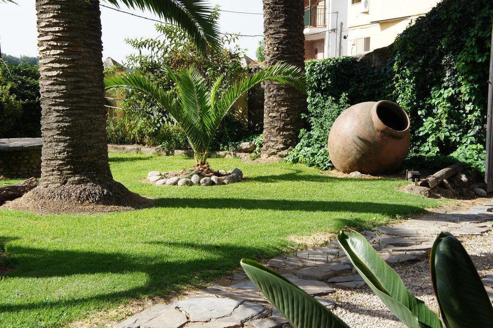 Hostal La Colonial Madrigal de la Vera Buitenkant foto